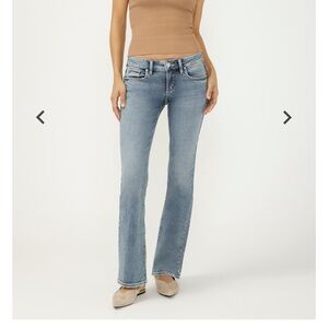 Silver Women's Low Rise Bootcut Jeans 28x31